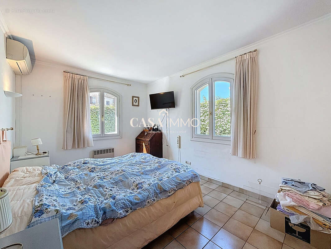 Maison 104 m² à Hyeres  - photo 9