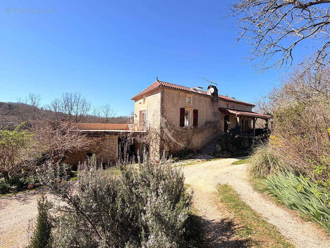 Maison à LUZECH
