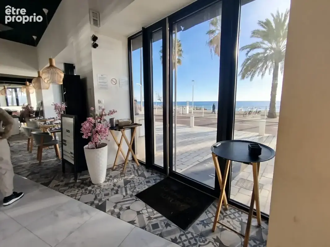 À Vendre : Fonds de Commerce Grand Restaurant avec Terrasse   Cannes, Face à la Mer - photo 6