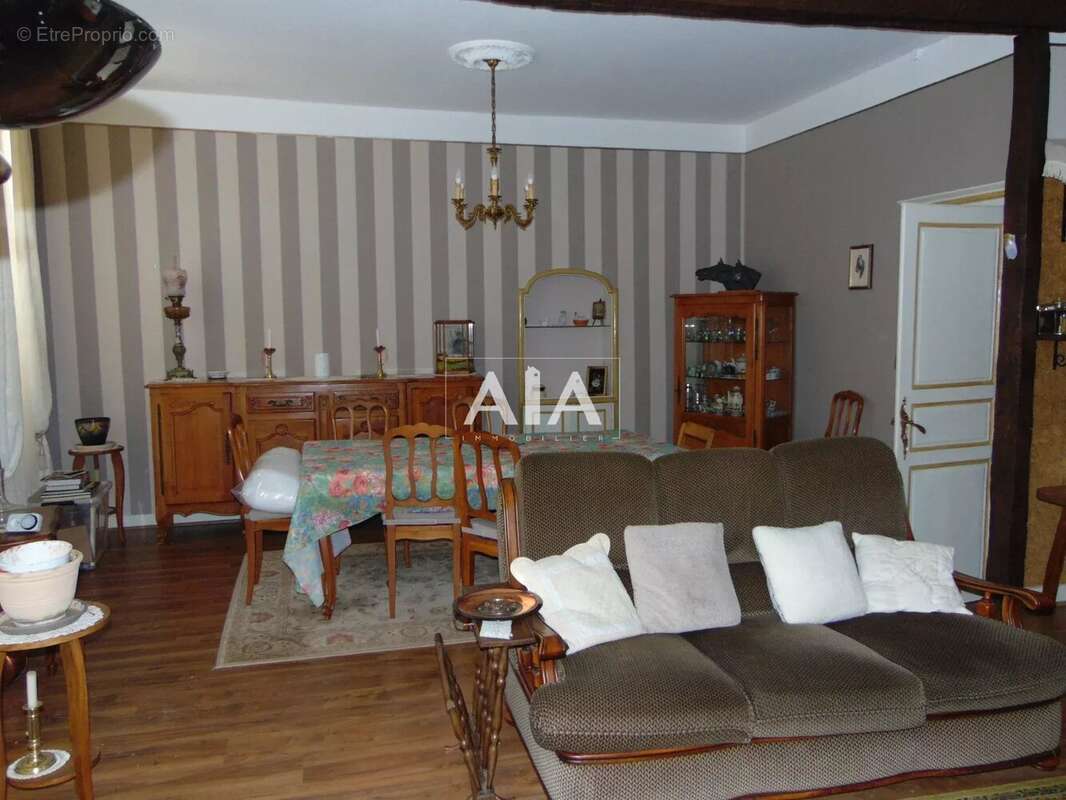 Appartement à RUFFEC