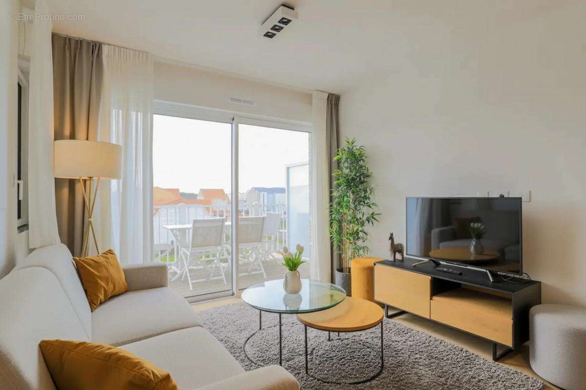 Appartement à CAMIERS