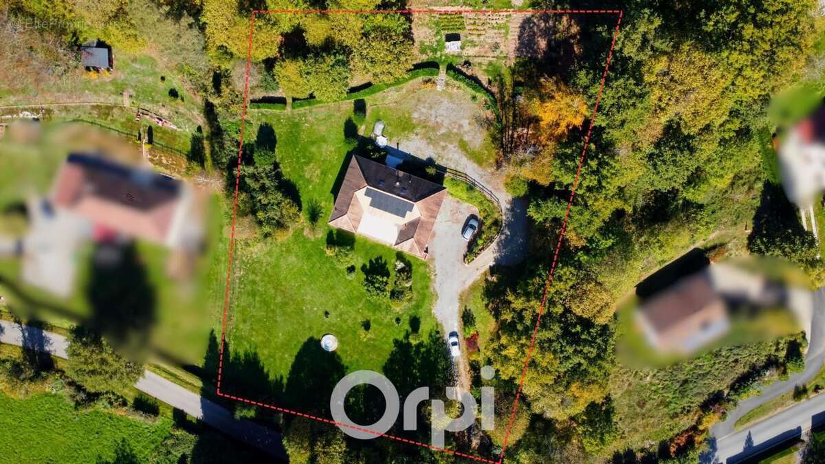 Maison à CHATELUS-LE-MARCHEIX