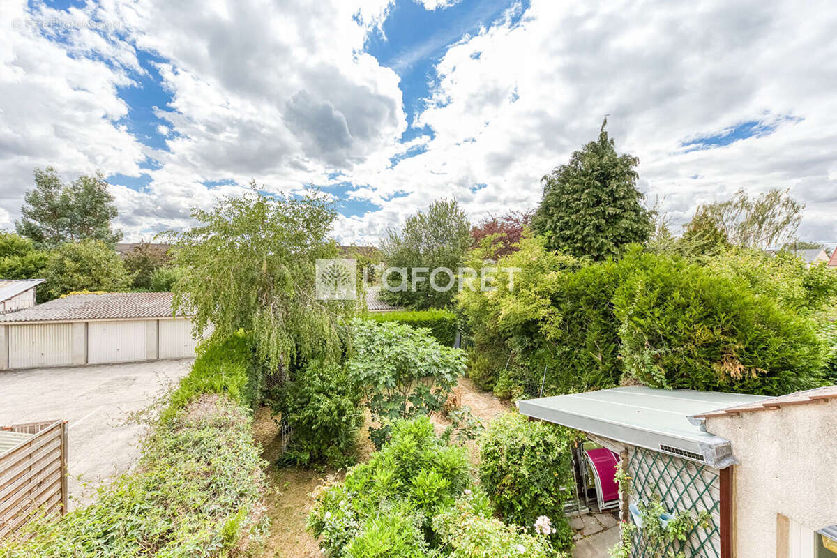 Appartement à PONTAULT-COMBAULT