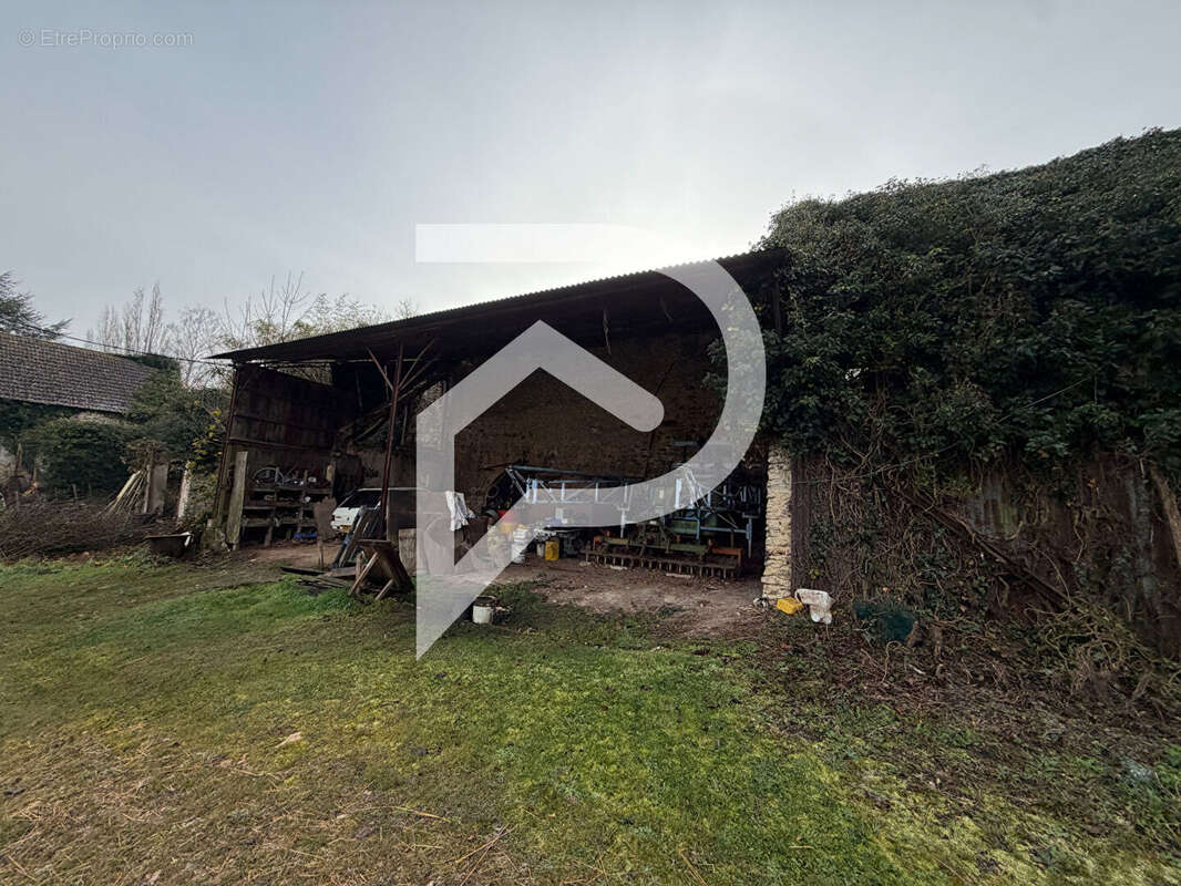 Maison à SAINT-LUBIN-DE-LA-HAYE