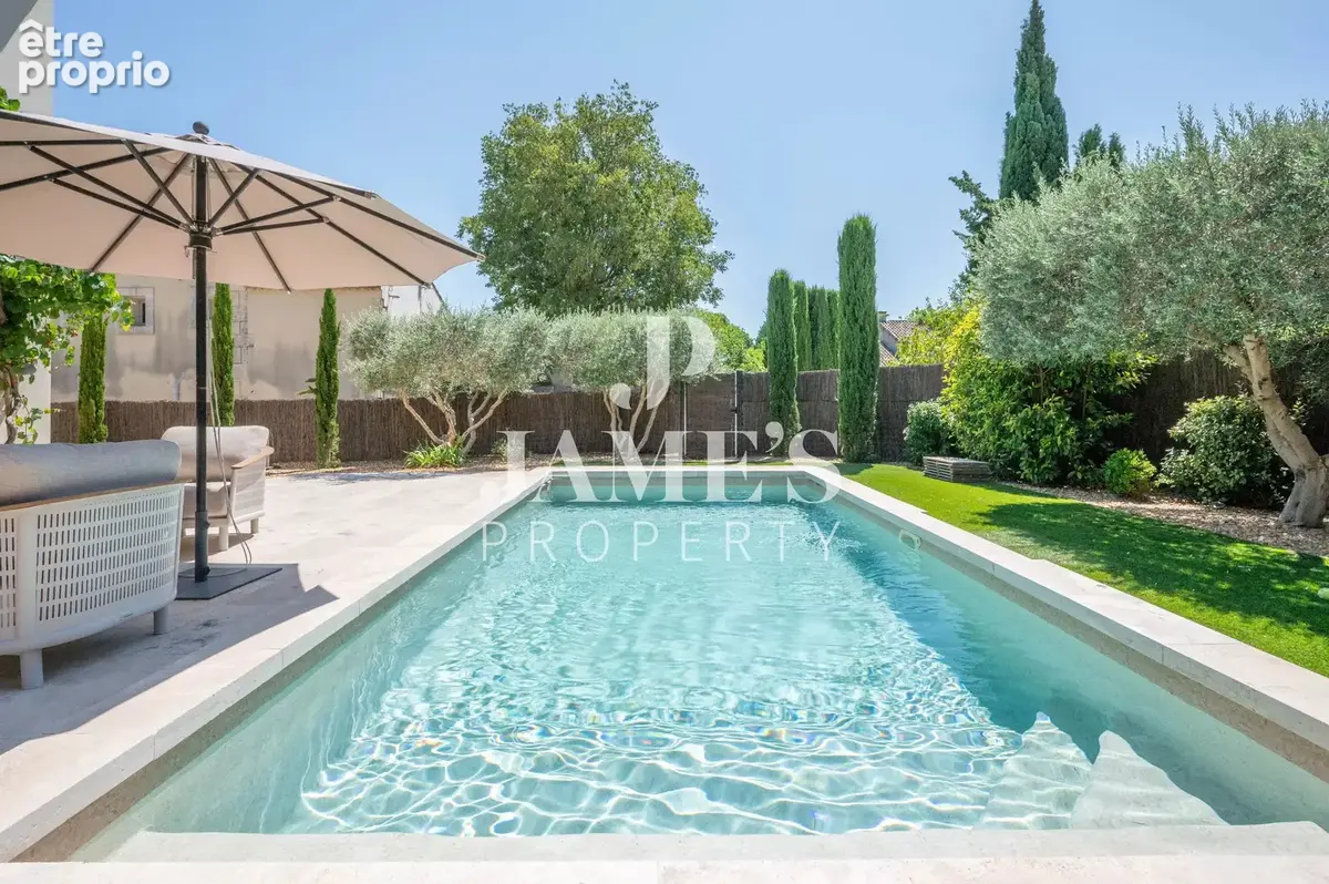 Maison 5 pièces 158 m² à vendre à Paradou (13520) - photo 2