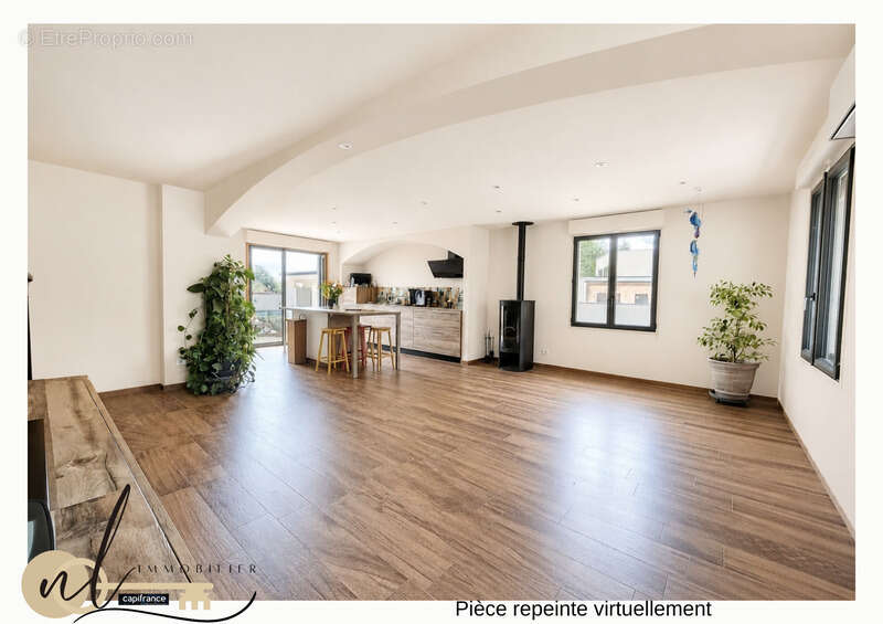 SOLEYMIEU – Maison 5 pièces entièrement rénovée avec vue dégagée, SPA, dépendance et possibilité d’espace professionnel indépend - photo 7