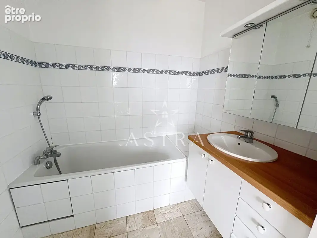 Appartement 5 pièces - Terrasses - Etage élevé - photo 11
