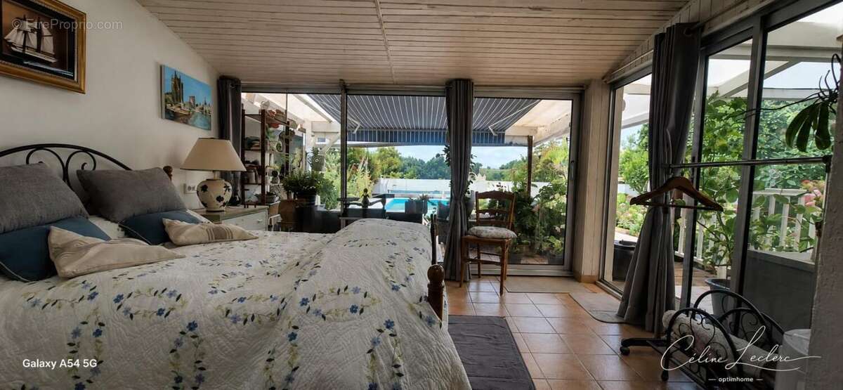 Maison individuelle - 120m2 - T5 avec piscine à Andilly (17) - photo 16