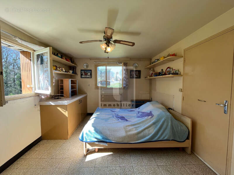 Maison à VERNOU-LA-CELLE-SUR-SEINE