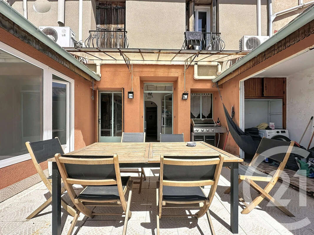 Appartement 94 m² à Meze  - photo 2