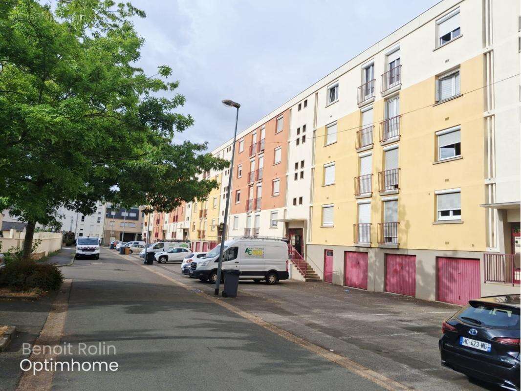 À découvrir sans tarder – superbe f4 de 73 m² avec garage de 22 m²+cave - photo 22