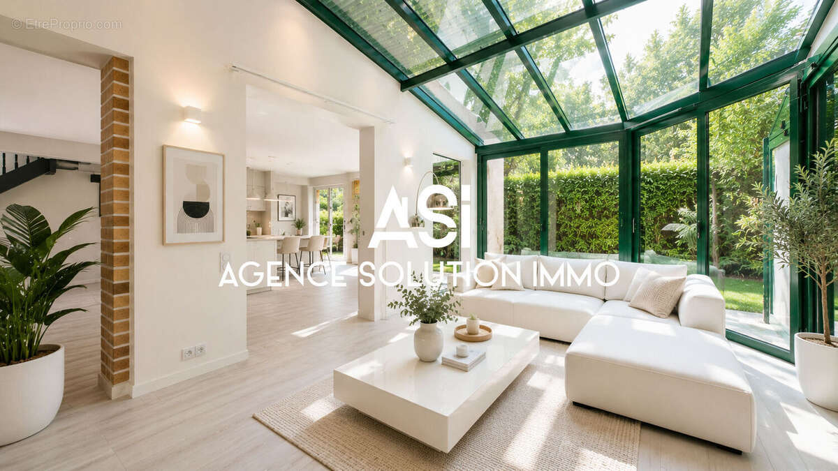 Maison - 156m² - 6 pièces - Quartier Avesnières - photo 6