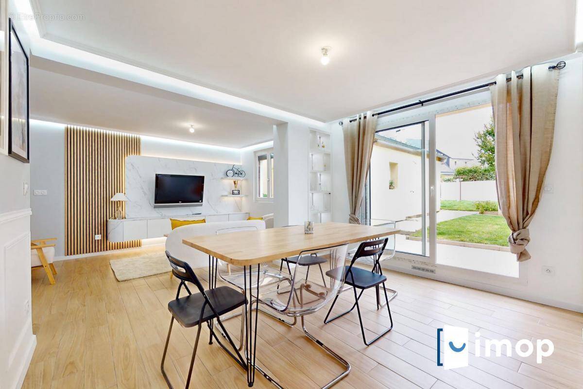 Maison à LUC-SUR-MER