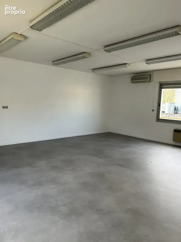 Commerce 119 m² à vendre à Privas (07000) - photo 8
