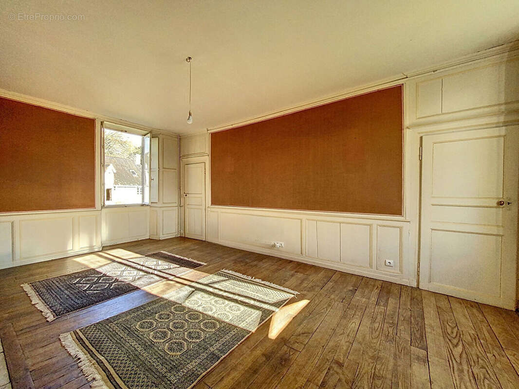 Maison à PLOUER-SUR-RANCE