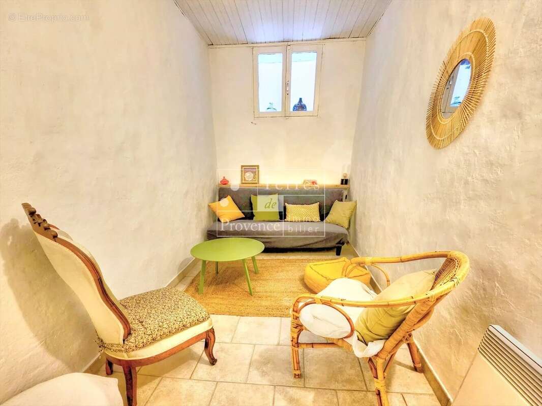 Charmante maison de village à Aups, 71 m², 2 chambres - photo 6