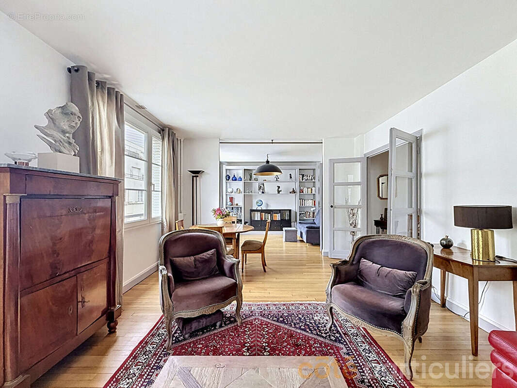 Appartement à ISSY-LES-MOULINEAUX