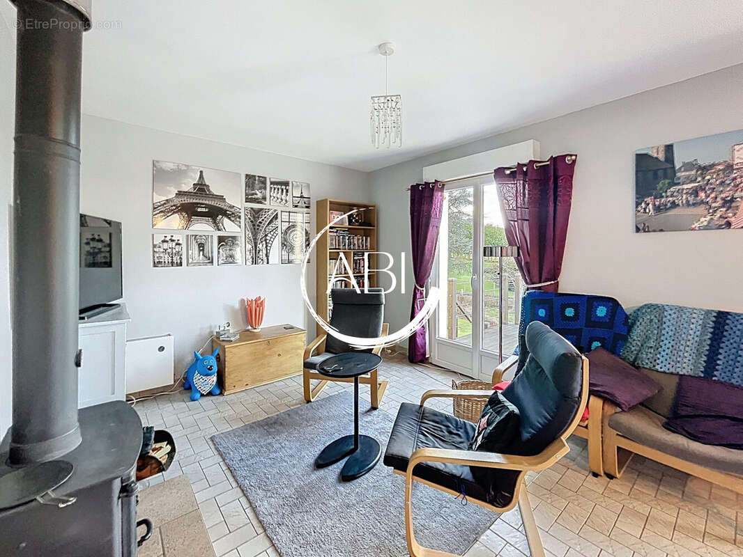 Maison à CHAMPSECRET