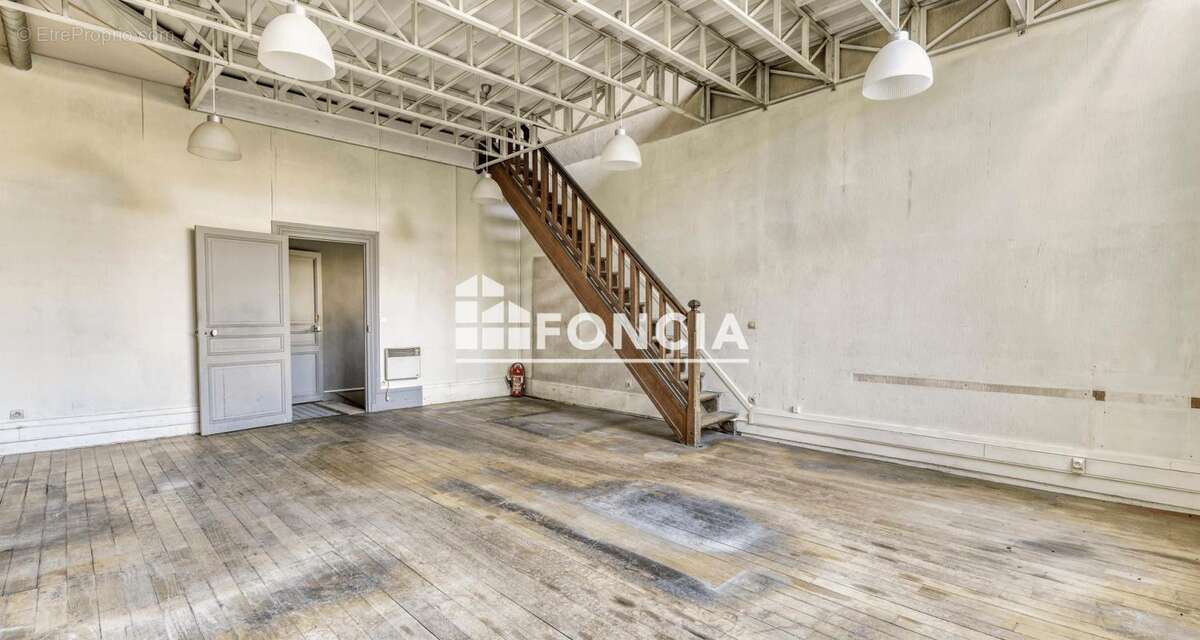 Appartement à VERSAILLES
