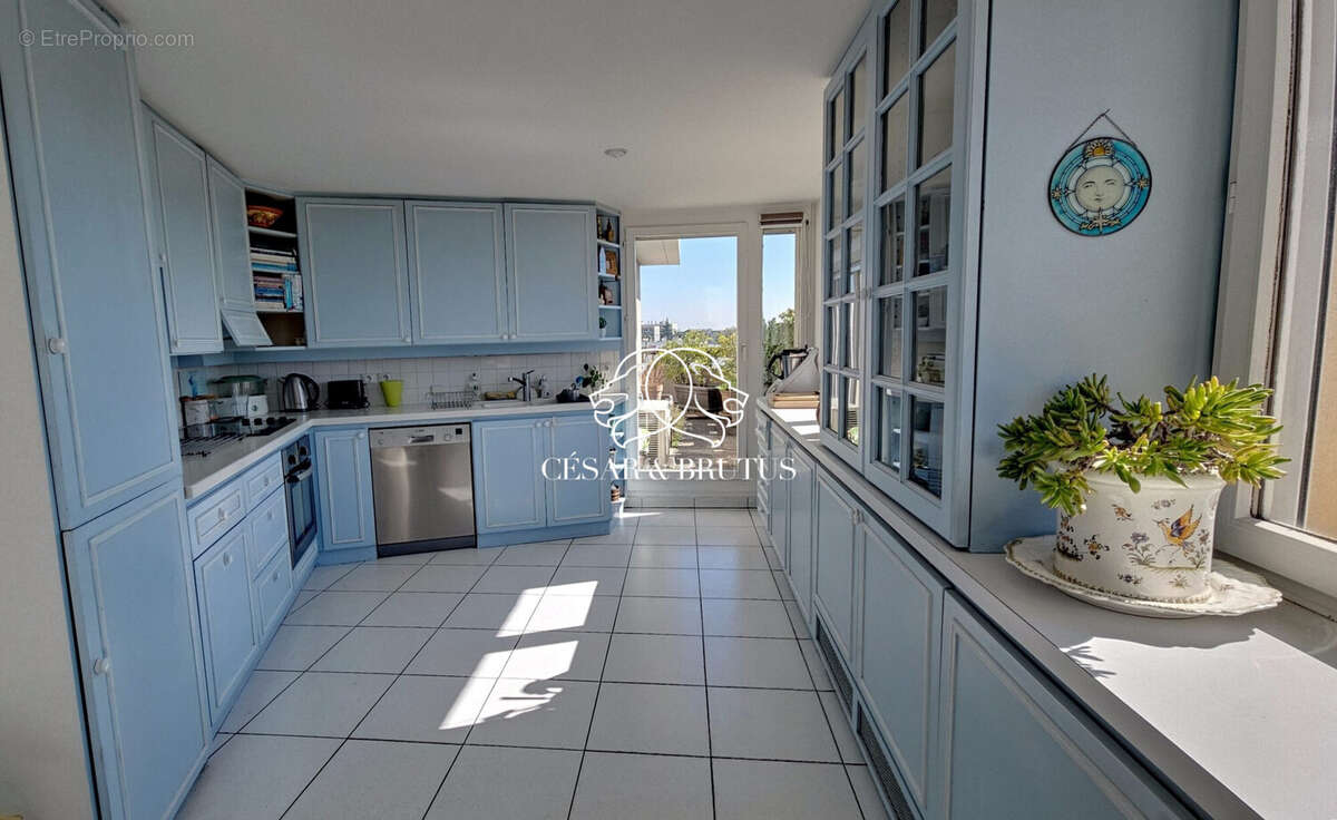 Appartement à CALUIRE-ET-CUIRE