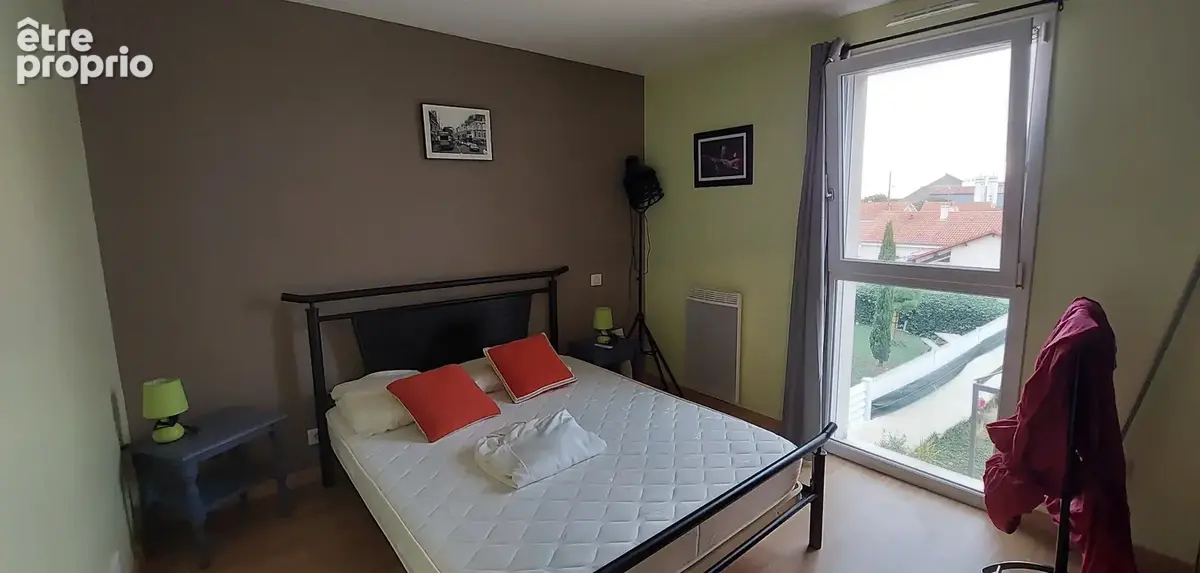Maison à vendre 6 pièces FONTENAY LE COMTE (85) - photo 7