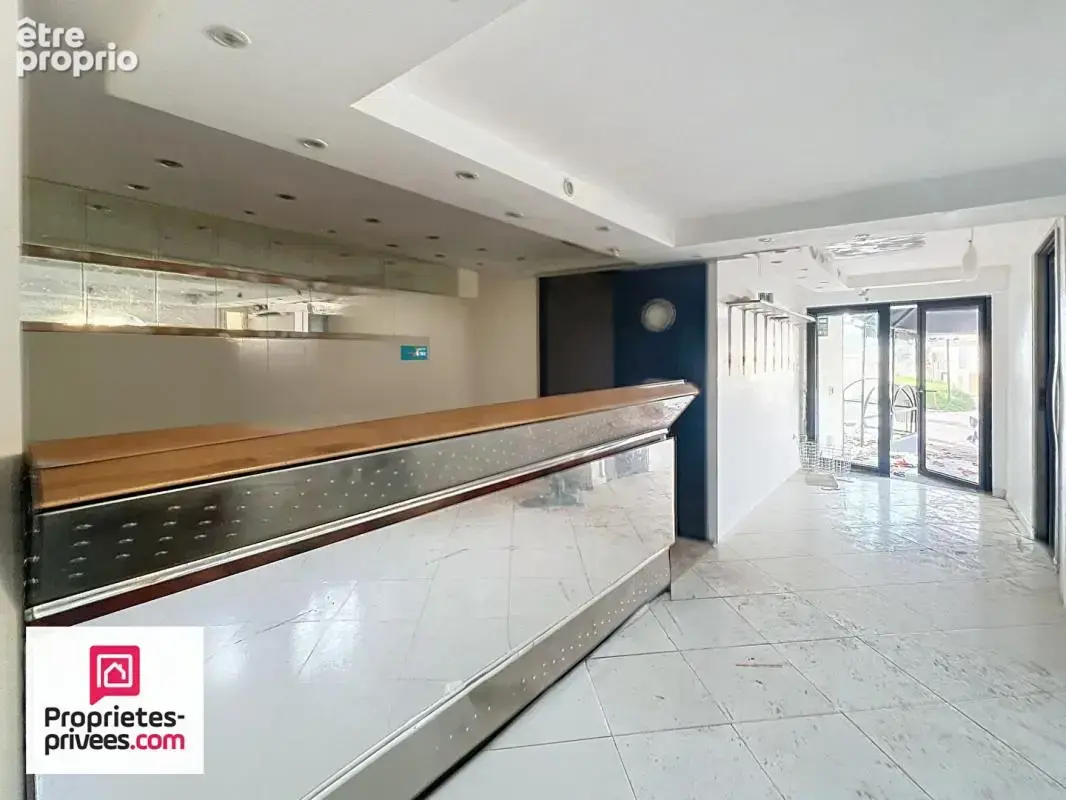Rians local commercial + t2 terrasse + terrain - photo 3