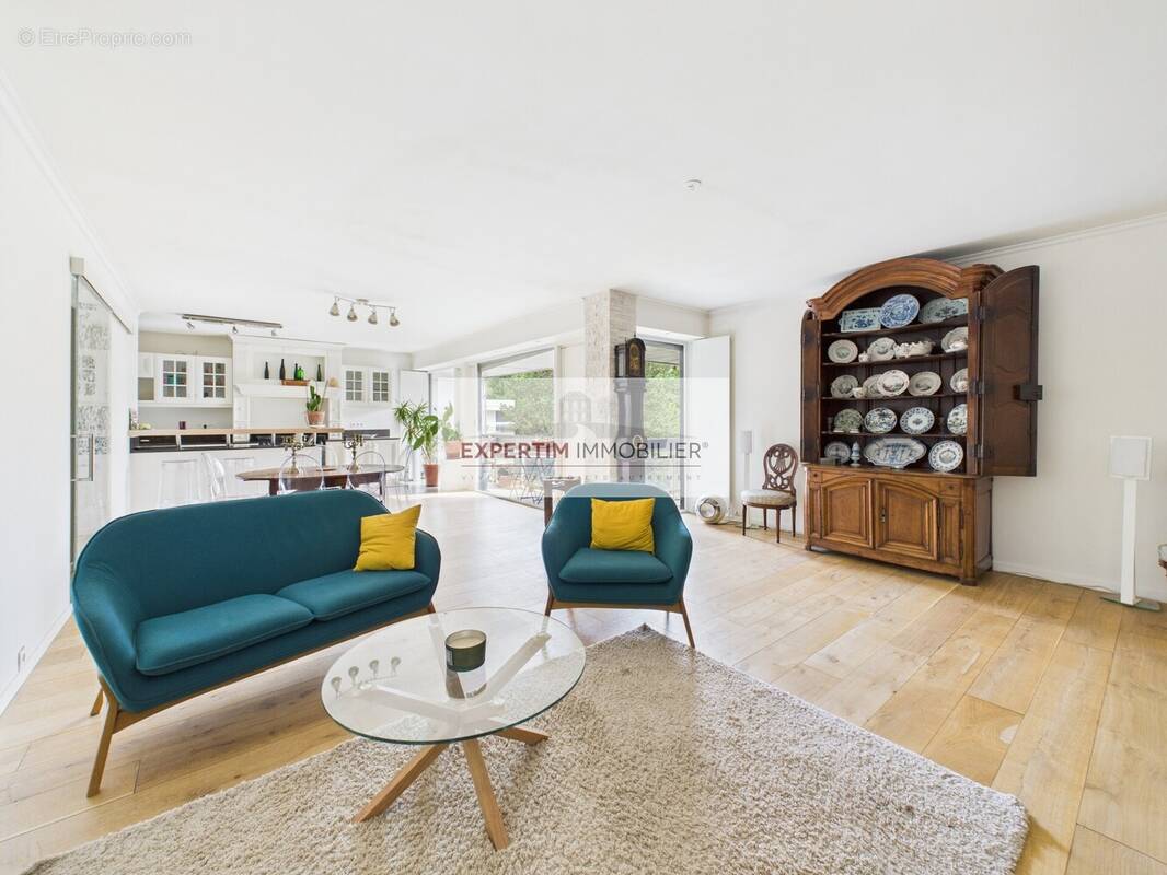 Appartement à VERSAILLES