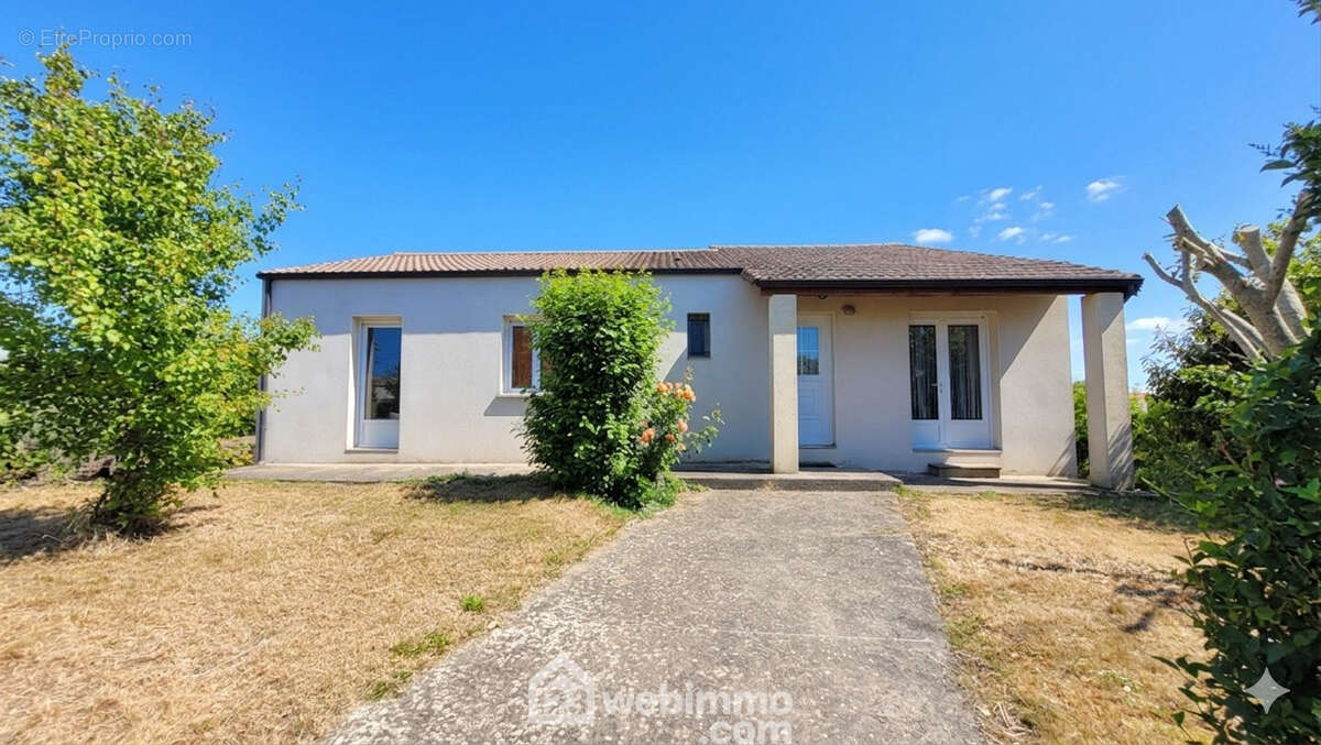 Maison de 93m² - Maison à LONGEVILLE-SUR-MER
