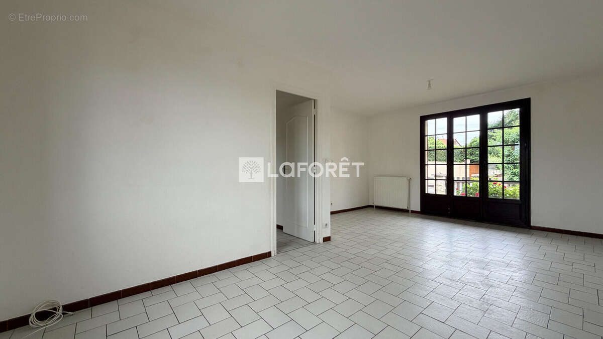 Maison à CHAUDEFONTAINE