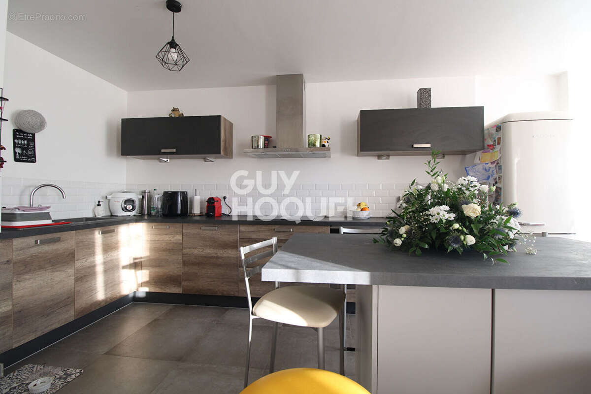 Appartement à BRIE-COMTE-ROBERT
