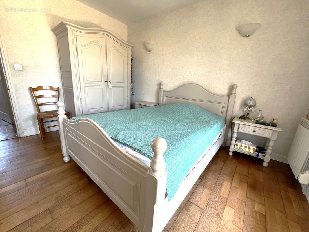 Maison à MESCHERS-SUR-GIRONDE