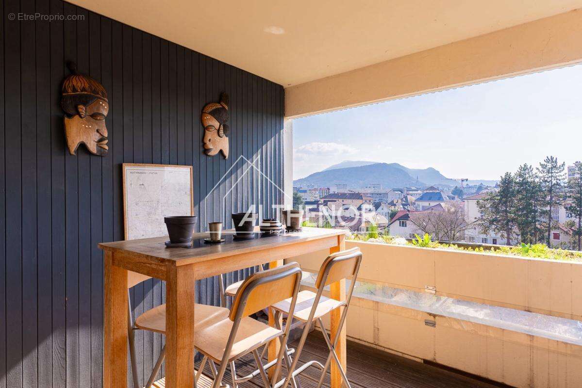 Appartement à ANNECY-LE-VIEUX