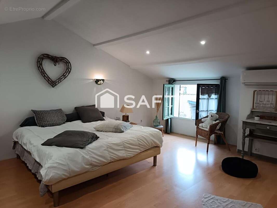 Photo 8 - Maison à SALIGNAC-SUR-CHARENTE