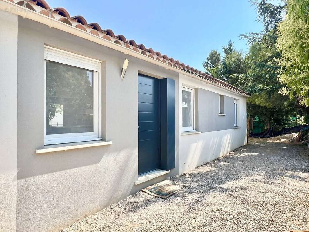 Maison à FORCALQUEIRET