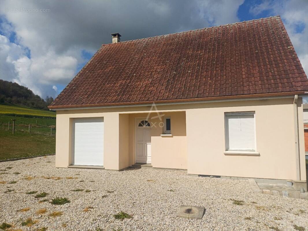 Maison à SAINT-GERMAIN-D'ETABLES