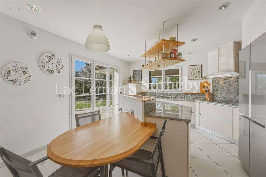 Maison à VEIGY-FONCENEX