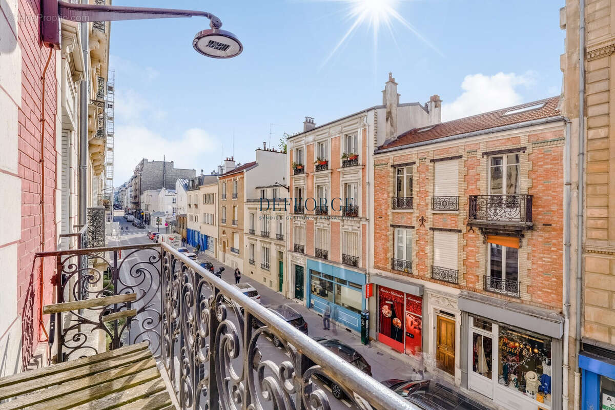 Appartement à PARIS-14E