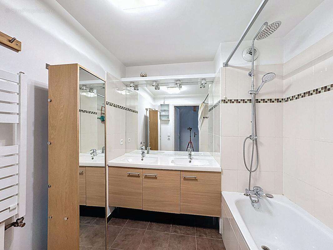 Appartement à MORANGIS