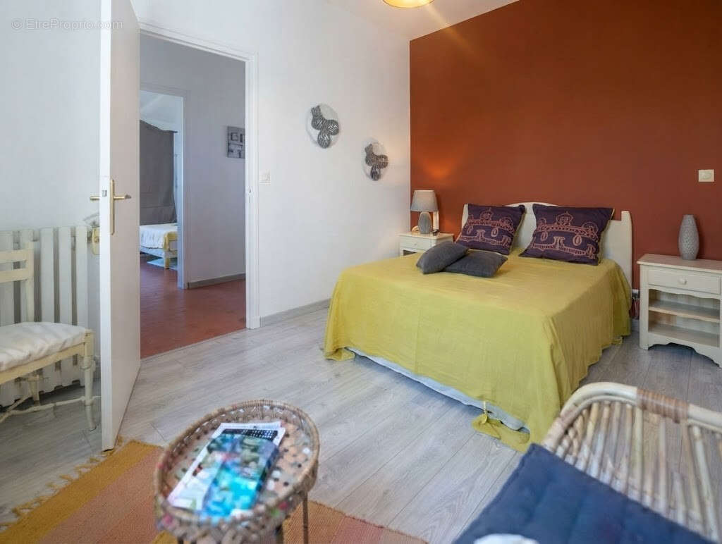 Bienvenu a argeliers : maison de caractere de 175 m² - photo 4