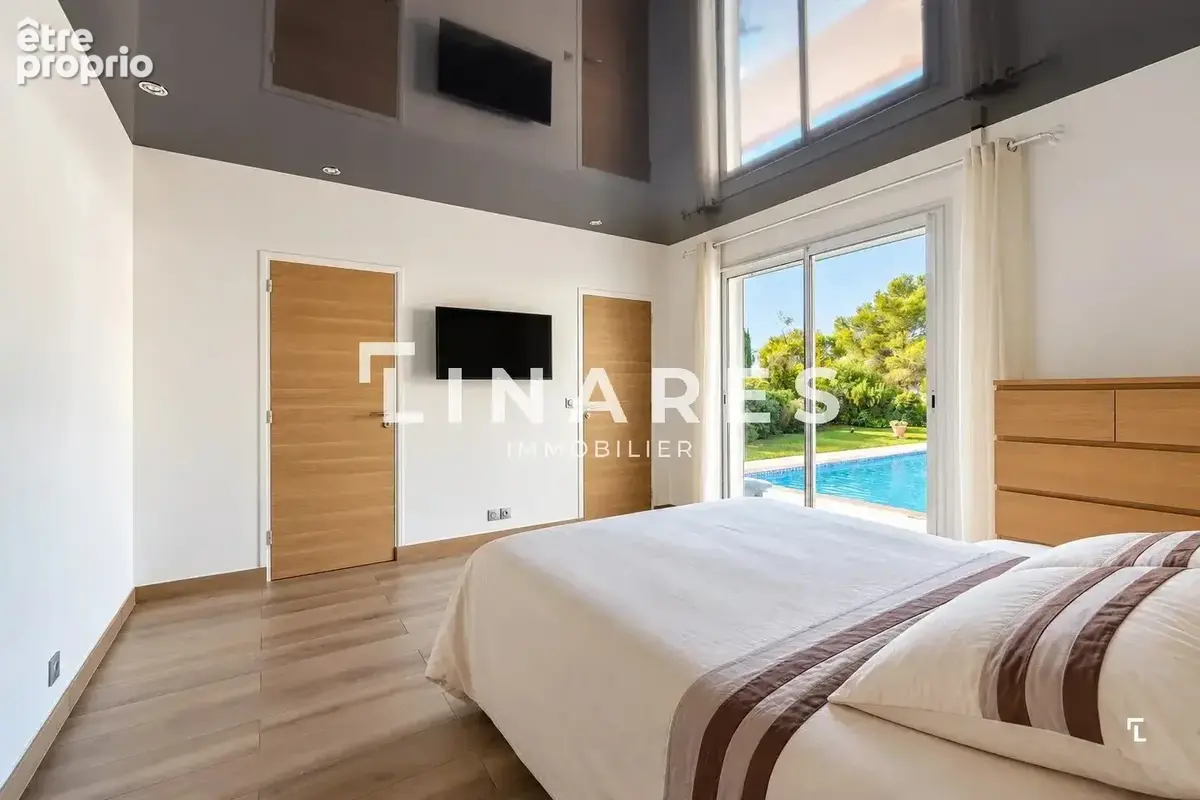 VILLA SOLAL - Maison T7 de 220m2 -  Piscine - 13400 Aubagne - photo 4