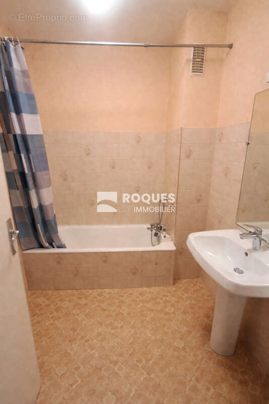 Appartement T3 dans résidence sécurisée - photo 9
