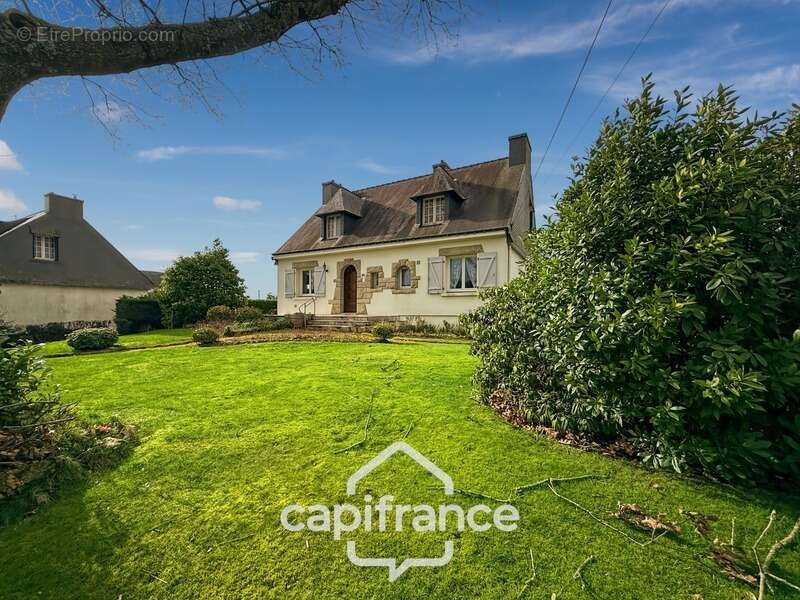 Maison à NAIZIN