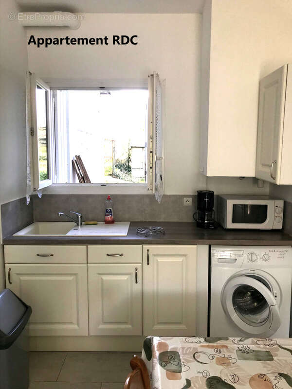 Appartement à LAMALOU-LES-BAINS
