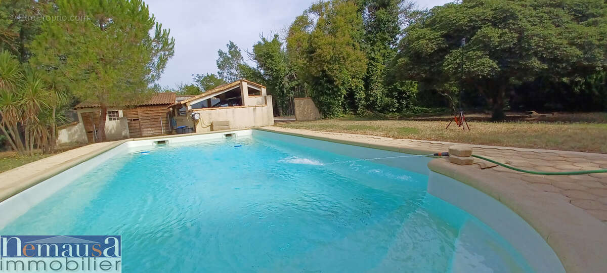 Maison à SAINT-GILLES