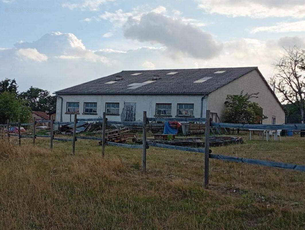 Terrain à LA GENEYTOUSE