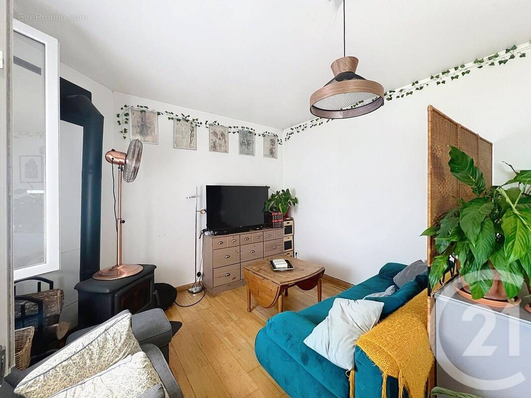 Maison à MONTEREAU-FAULT-YONNE