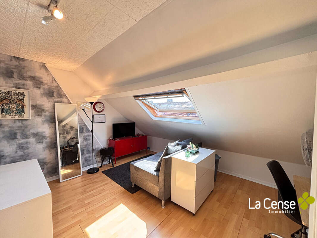 Maison à LEERS
