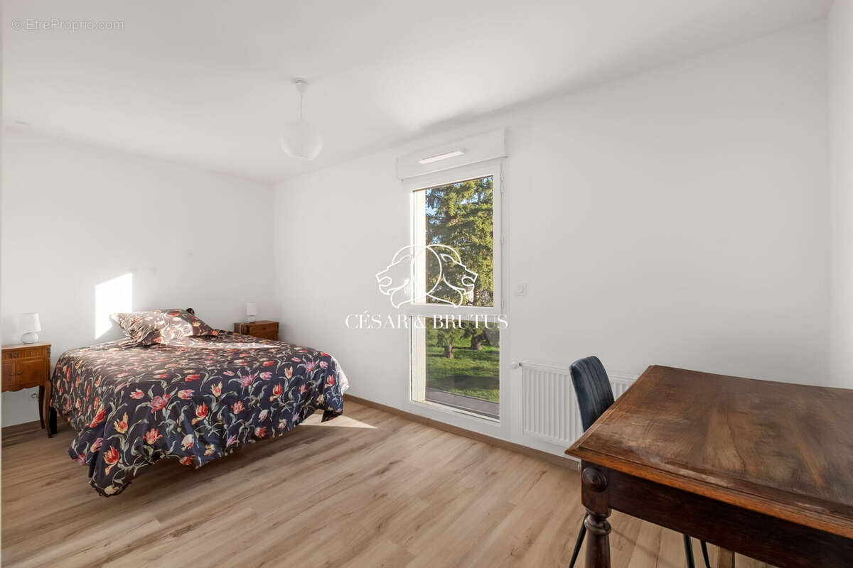 Appartement à PONT-EVEQUE