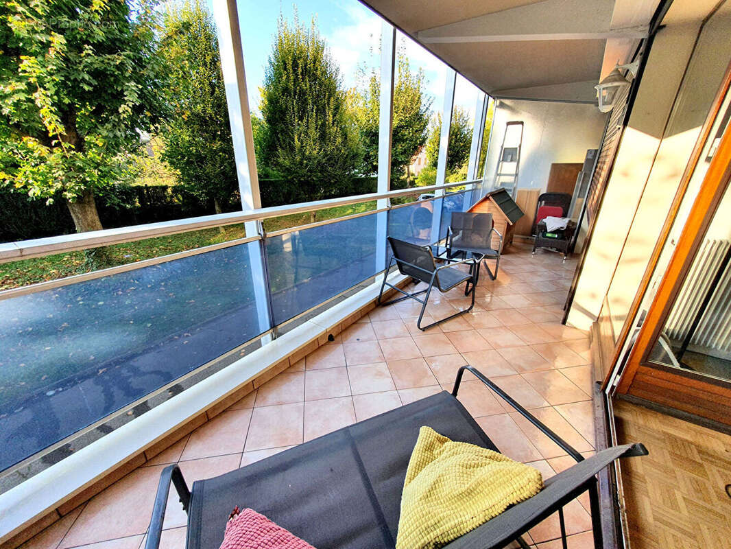 Appartement à L'HAY-LES-ROSES