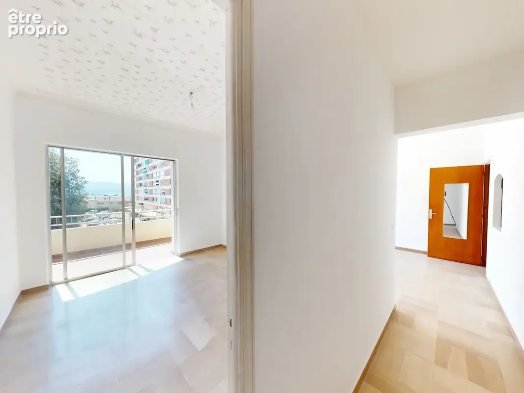 Vente appartement F2 Parc Berthault Ajaccio - photo 6